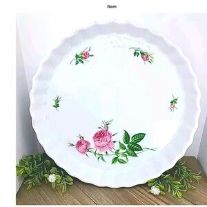 BNIB Christineholm Porcelain Rose Quiche|tart baking dish